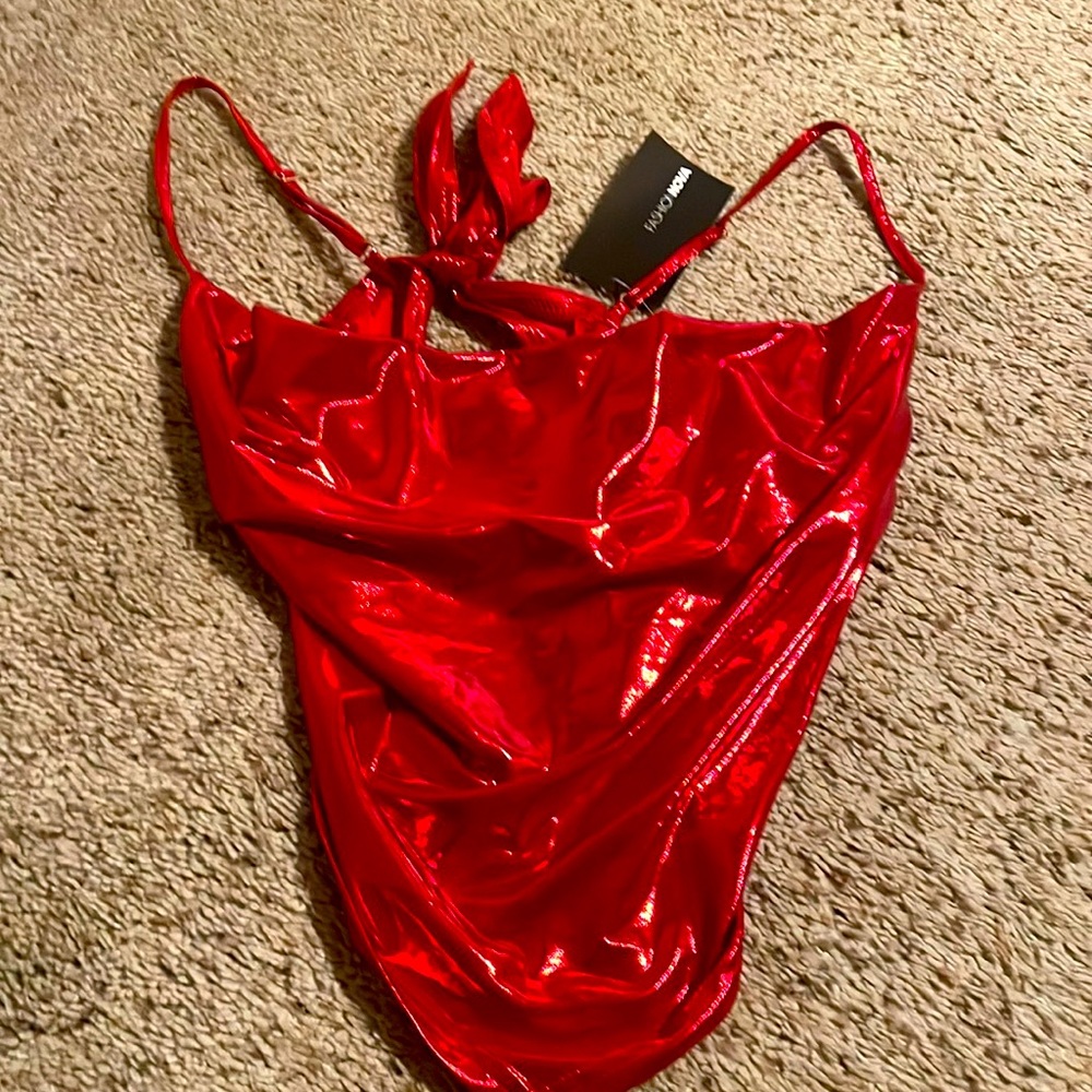 Fashion Nova, chrome red Tank top, never worn, new, size small, adjustable